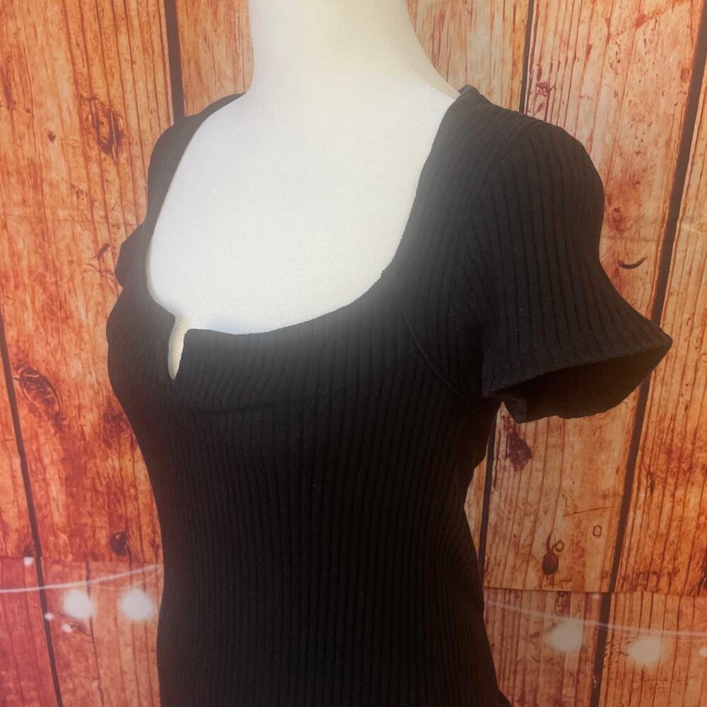 Free People Notch Your Girl Black Ribbed Short Sleeve Top size Small